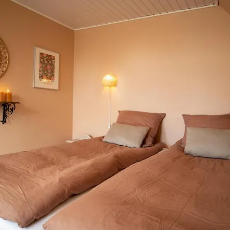 Bed & Breakfast Mosters