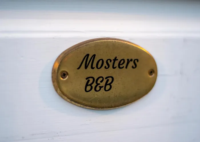 Bed & Breakfast Mosters *